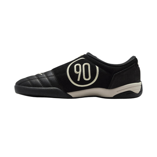Total 90 Indoor Soccer Shoes