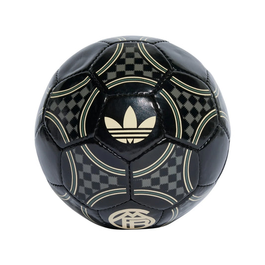 FC Bayern Munich Third Club Ball 2025/26