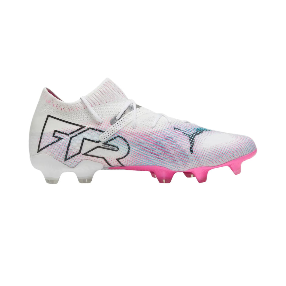 artificial grass soccer shoes