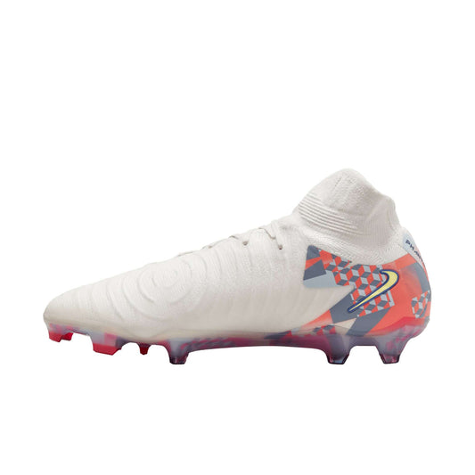 Phantom Luna 2 Elite SE Firm Ground Cleats | EvangelistaSports.com | Canada's Premiere Soccer Store