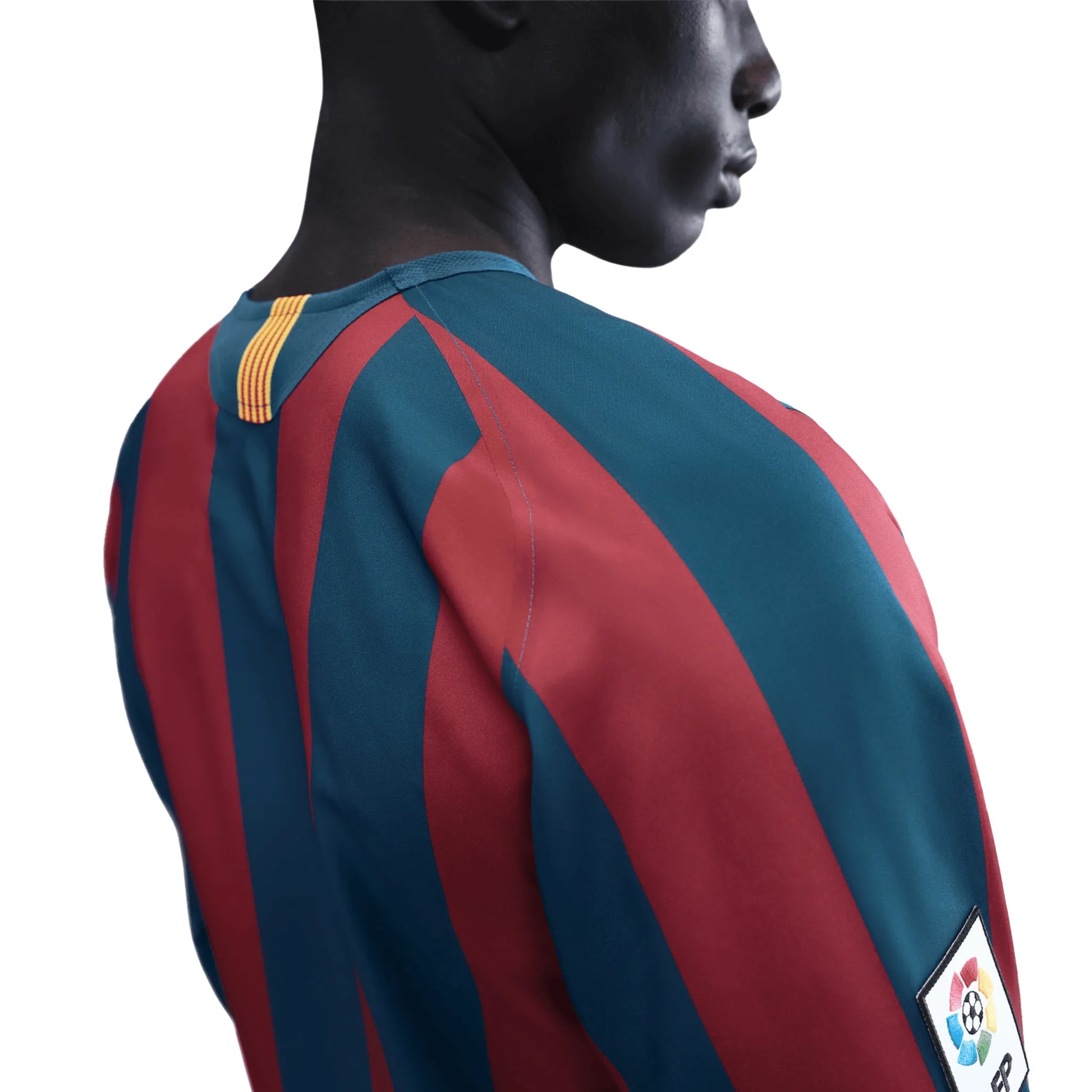 Nike FC Barcelona Long-Sleeve Reissue Jersey 2005/06 | Evangelista