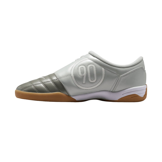 Total 90 Indoor Soccer Shoes