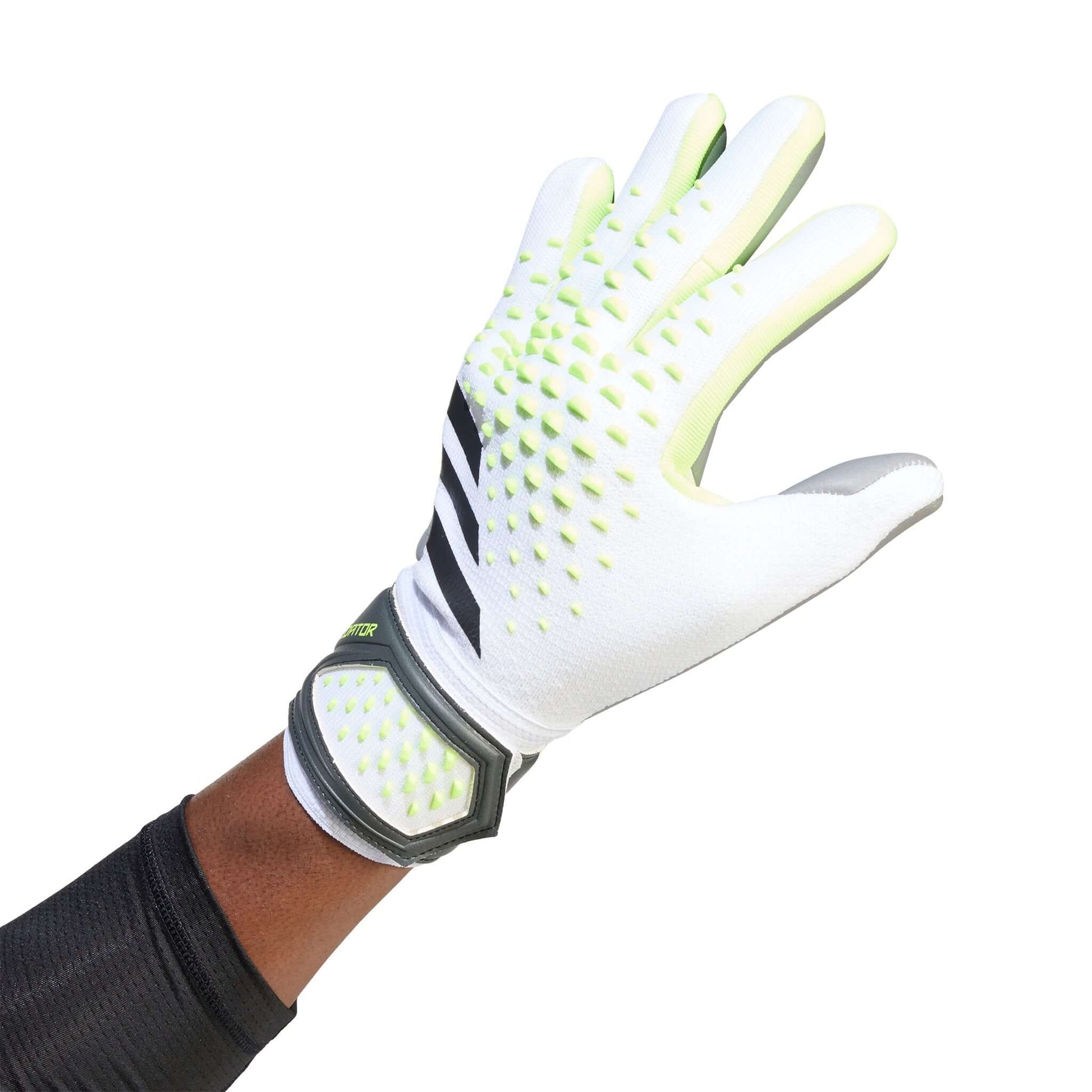 Predator League Goalkeeper Gloves | EvangelistaSports.com | Canada's Premiere Soccer Store
