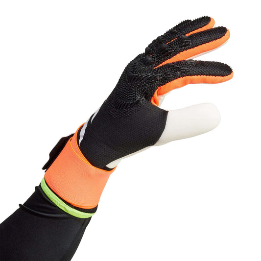 Predator Competition Goalkeeper Gloves | EvangelistaSports.com | Canada's Premiere Soccer Store