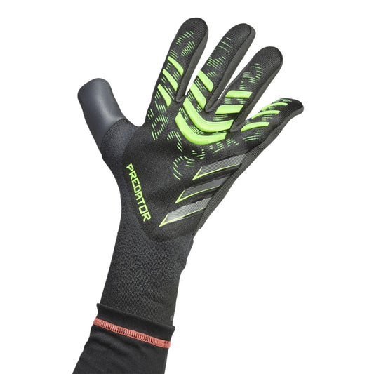 Predator Pro Goalkeeper Gloves